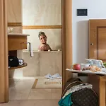 Royal Falcone Hotel 4*