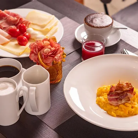 Royal Falcone Hotel 4*