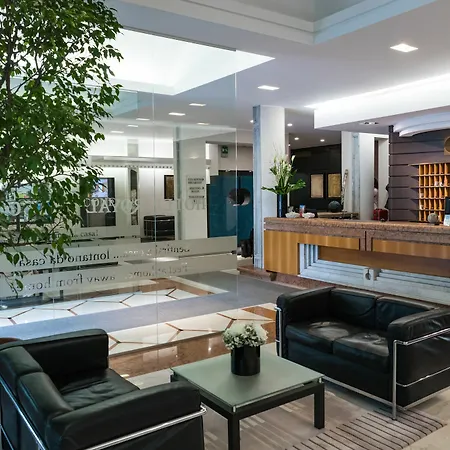 Royal Falcone فندق 4*