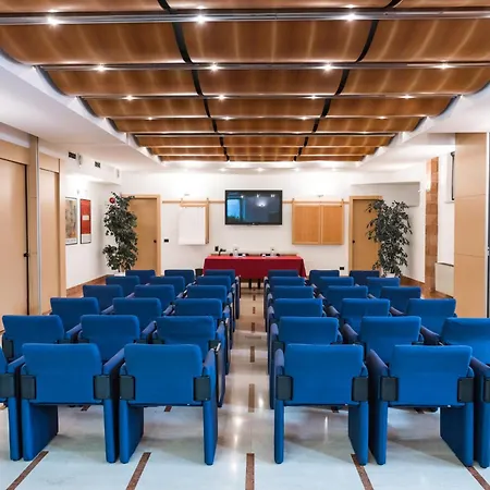 Royal Falcone 酒店